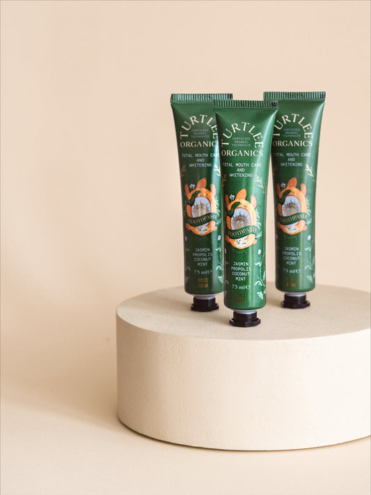 fluoride-free-organic-toothpaste
